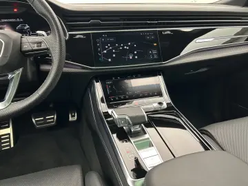 AUDI RS Q8 Keramik 305 km h B&O HUD Pano Standh Matri