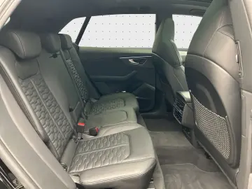 AUDI RS Q8 Keramik 305 km h B&O HUD Pano Standh Matri