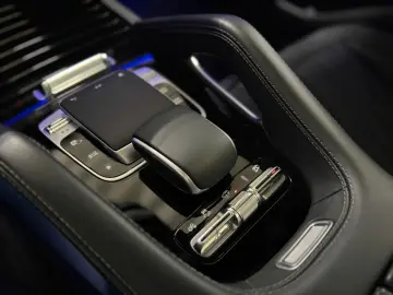 MERCEDES-BENZ GLE 63 S AMG Burm3D Pano Night StdHz A&hellip;