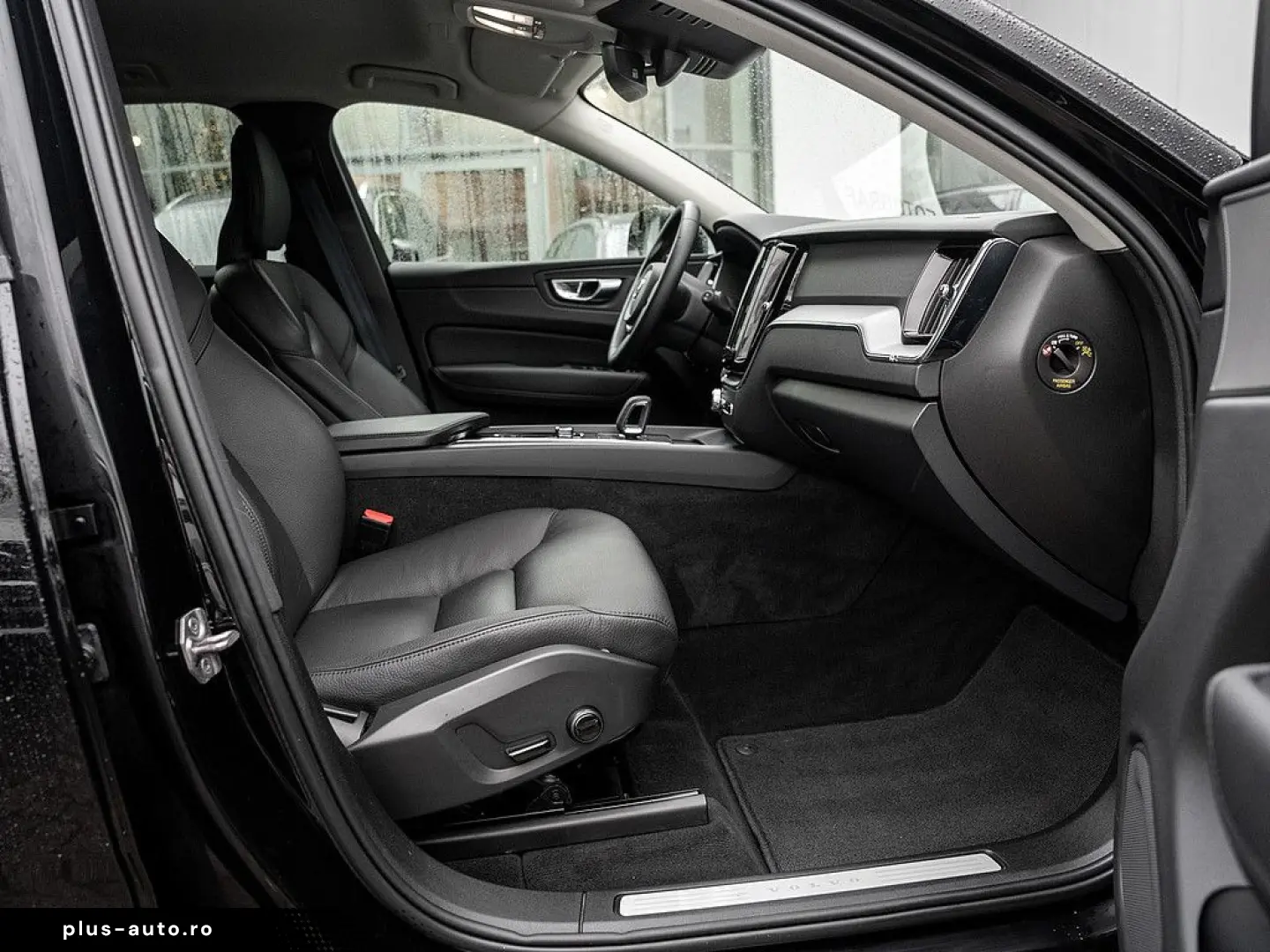 VOLVO XC60 B5 AWD Momentum Pro