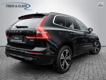 VOLVO XC60 B5 AWD Momentum Pro