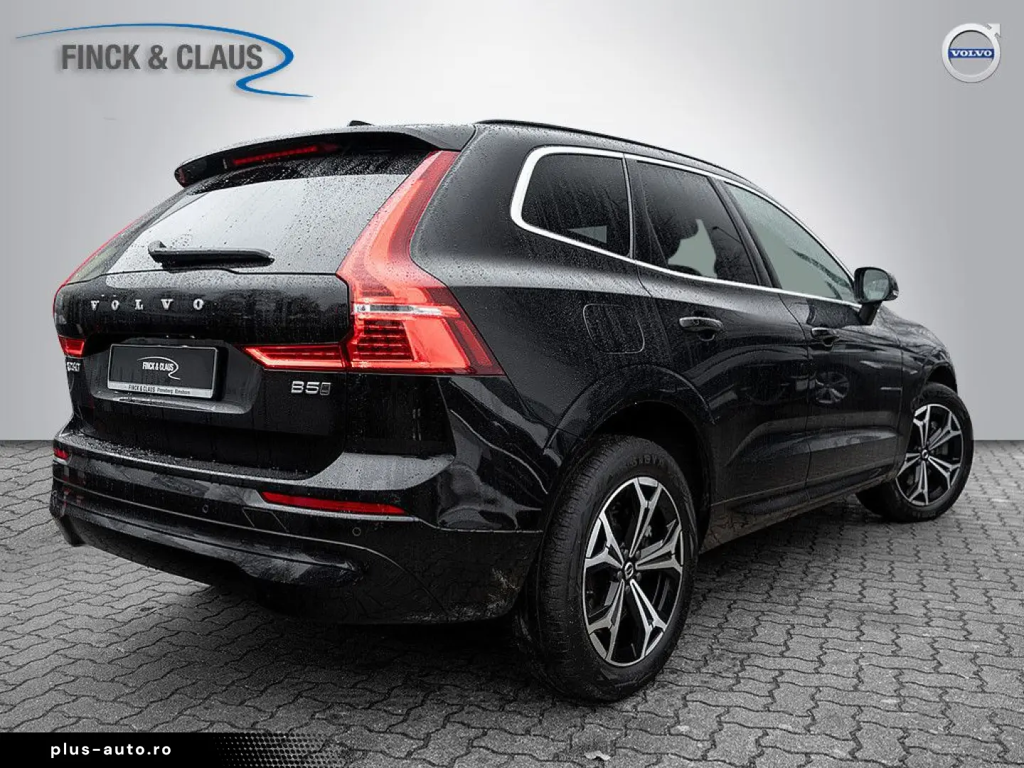 VOLVO XC60 B5 AWD Momentum Pro