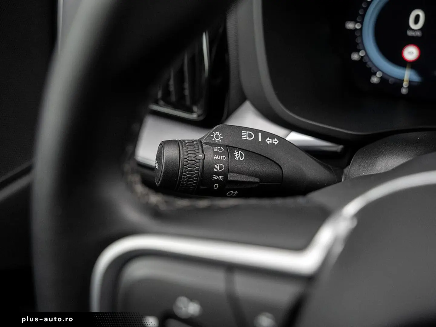 VOLVO XC60 B5 AWD Momentum Pro