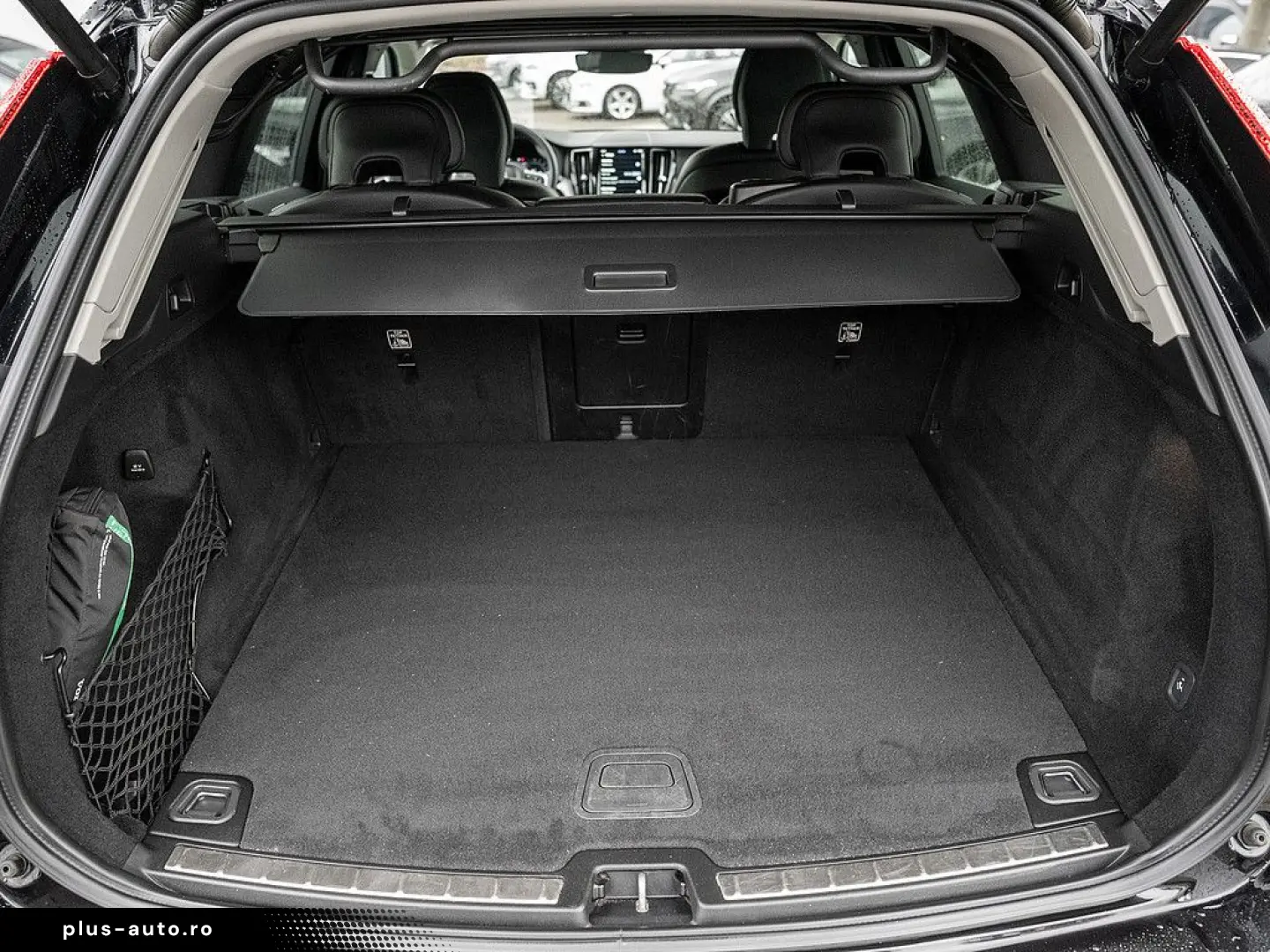 VOLVO XC60 B5 AWD Momentum Pro