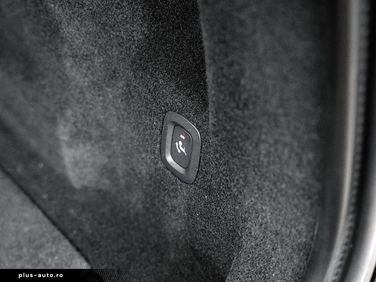 VOLVO XC60 B5 AWD Momentum Pro