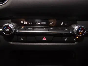 MAZDA CX-30 2.5 e-SKYACTIV-G Homura