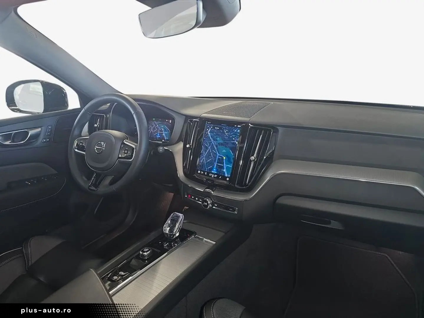 VOLVO XC60 B4 B Plus Dark