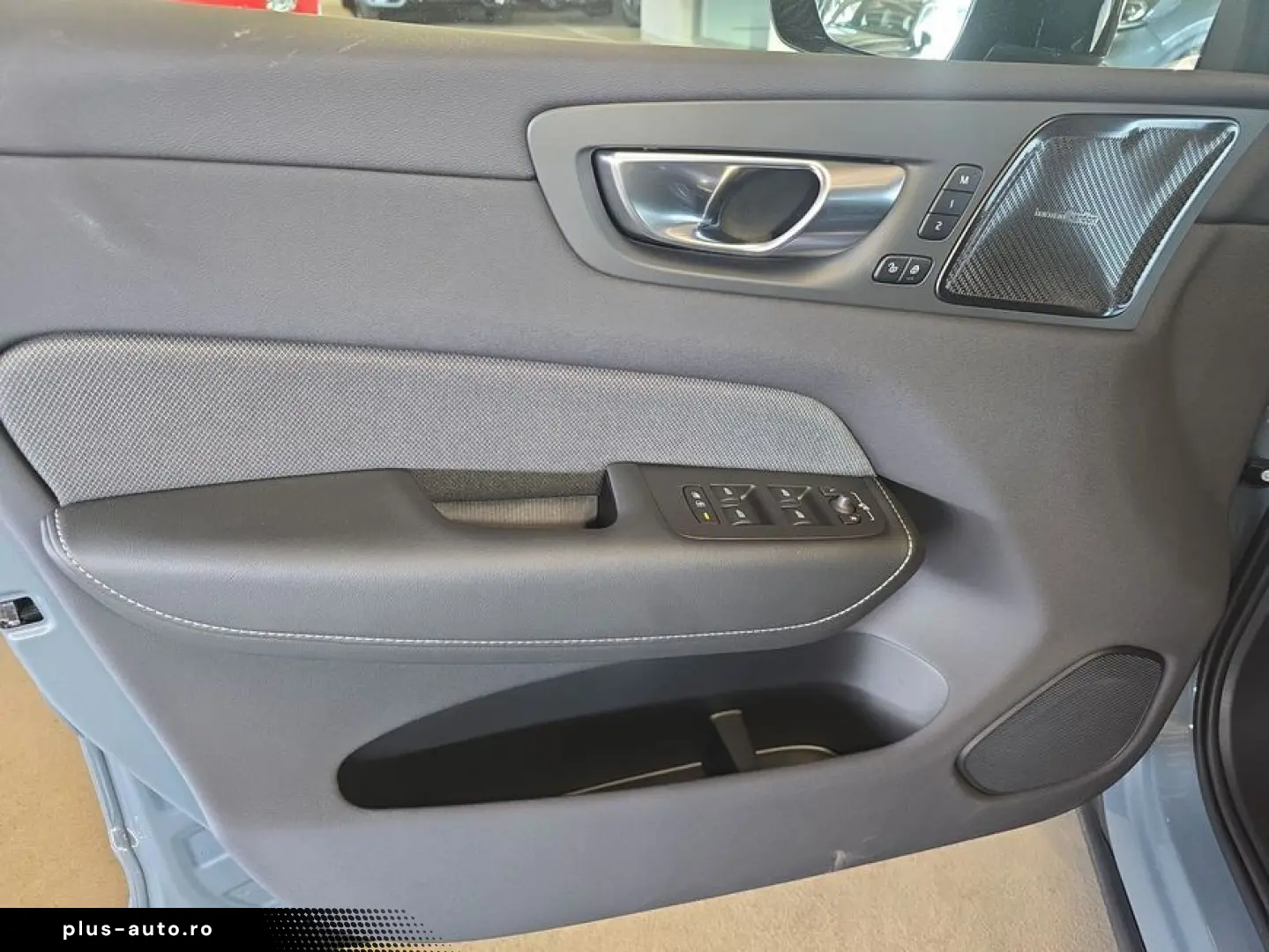 VOLVO XC60 B4 B Plus Dark