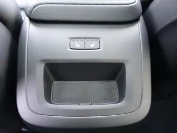 VOLVO XC60 Plus B5 AWD Four-C AHK HeadUp 360 Cam Pano