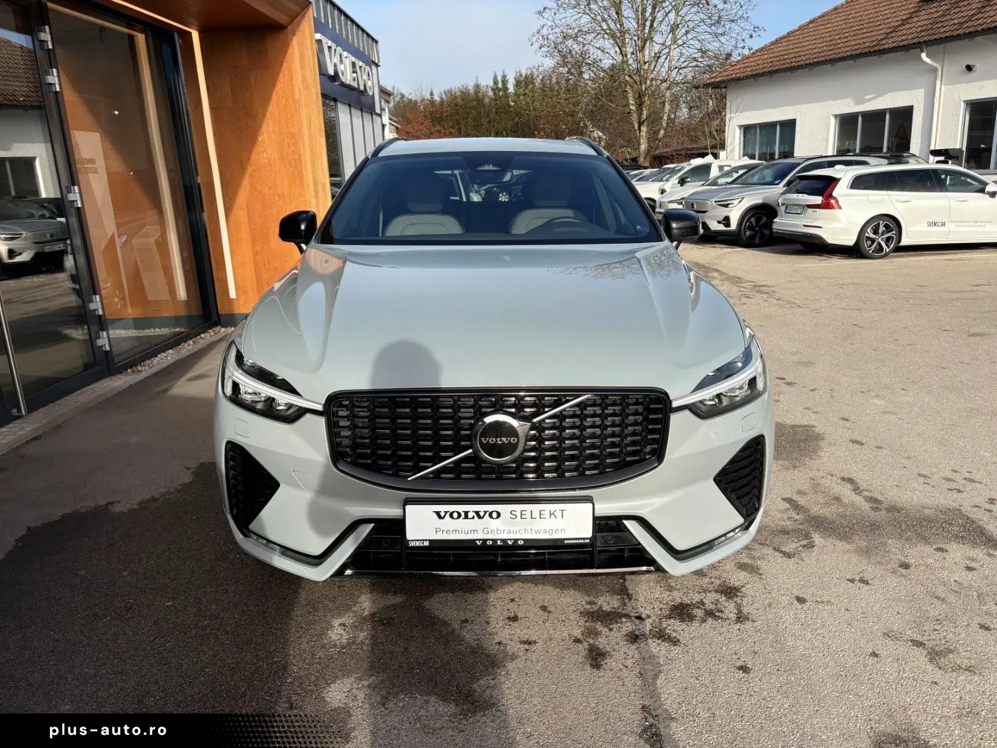 VOLVO XC60 Plus Dark AWD B4 Diesel EU6d StandHZG Leder