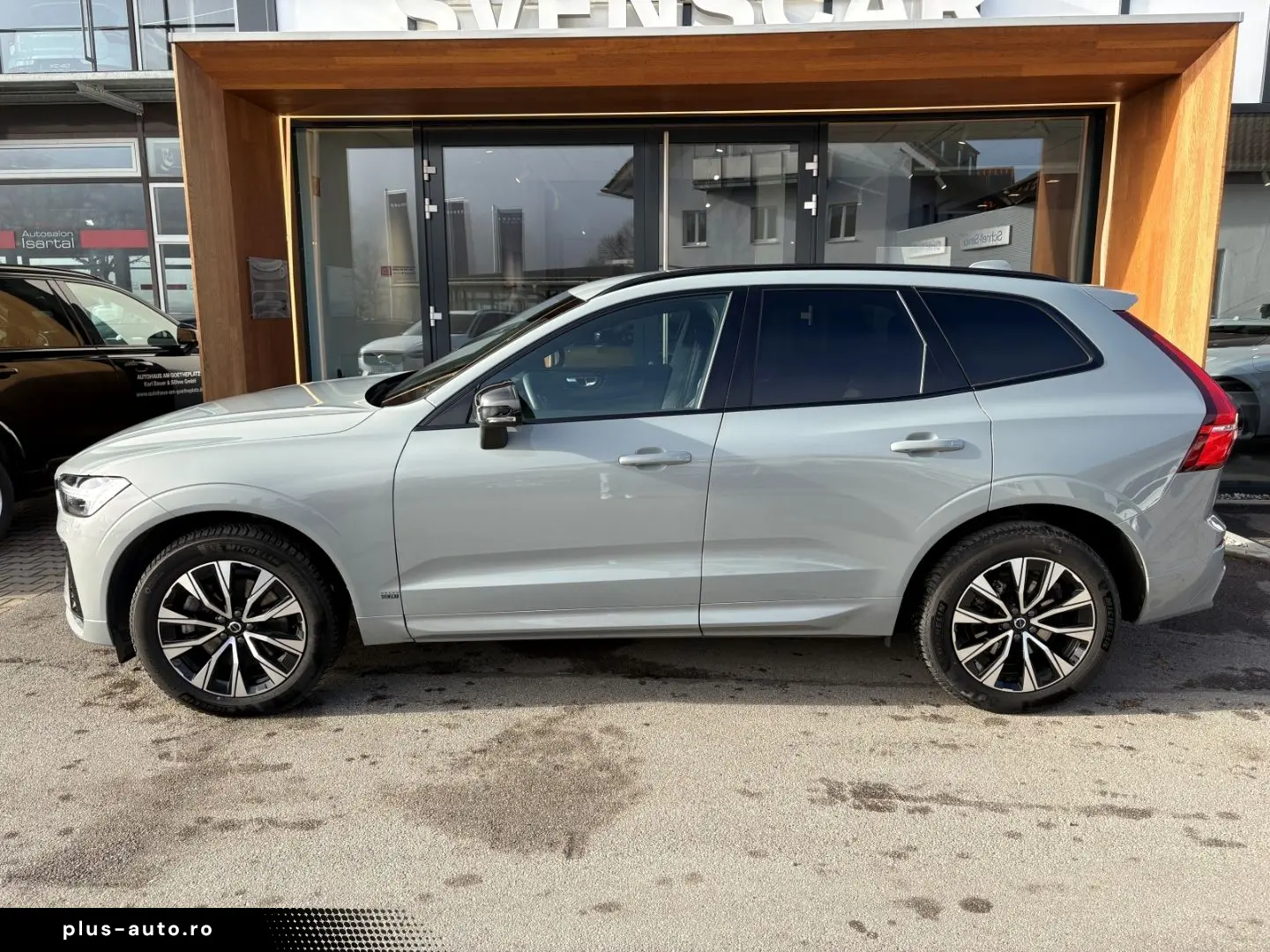 VOLVO XC60 Plus Dark AWD B4 Diesel EU6d StandHZG Leder