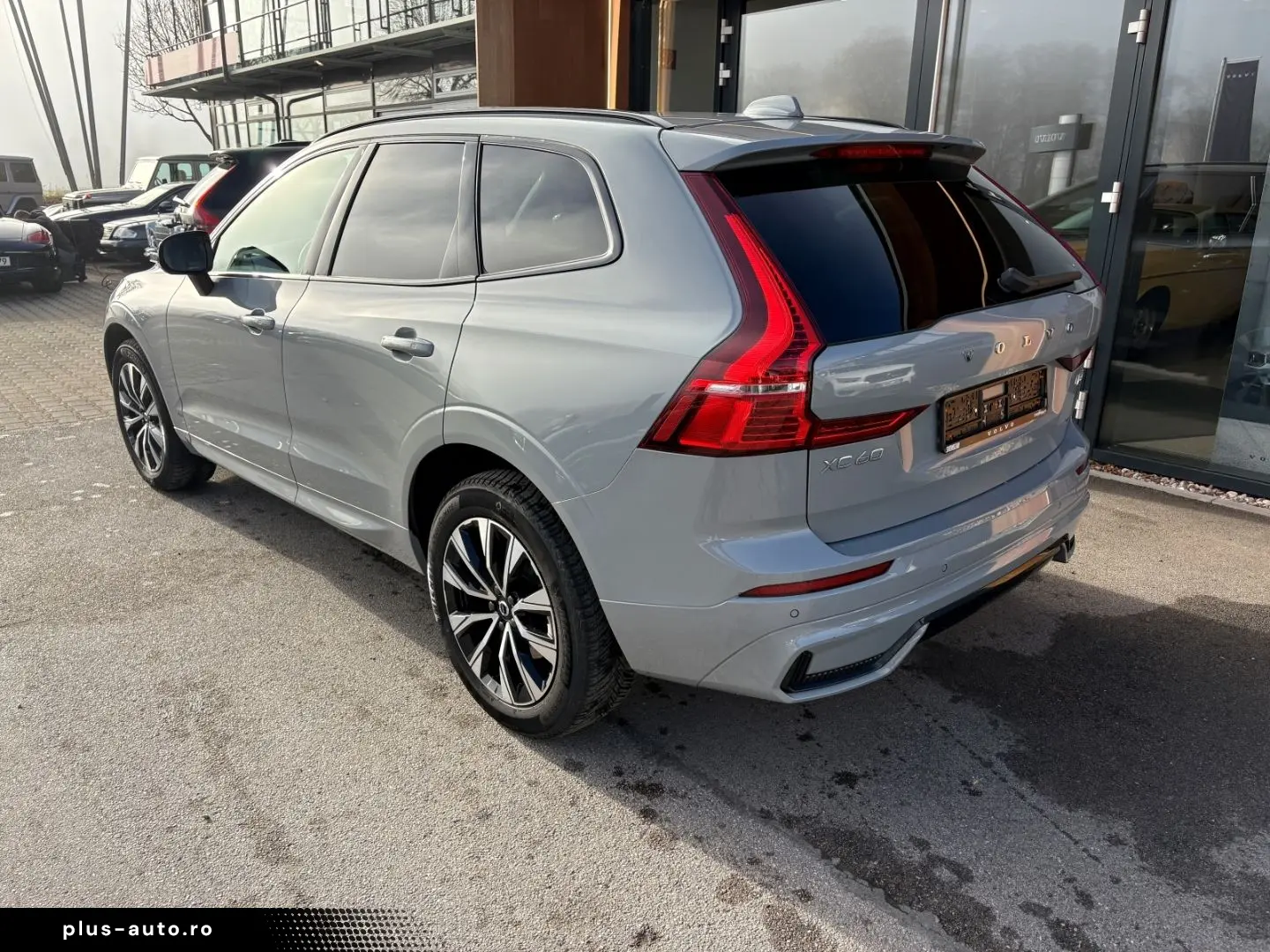VOLVO XC60 Plus Dark AWD B4 Diesel EU6d StandHZG Leder