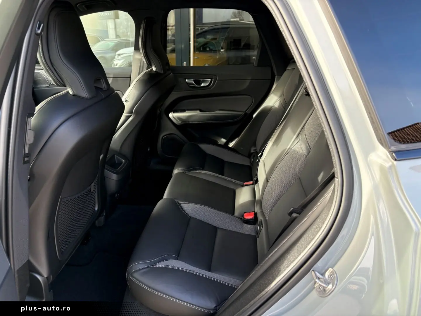 VOLVO XC60 Plus Dark AWD B4 Diesel EU6d StandHZG Leder