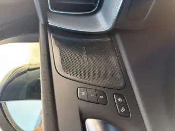 VOLVO XC60 Plus Dark AWD B4 Diesel EU6d StandHZG Leder