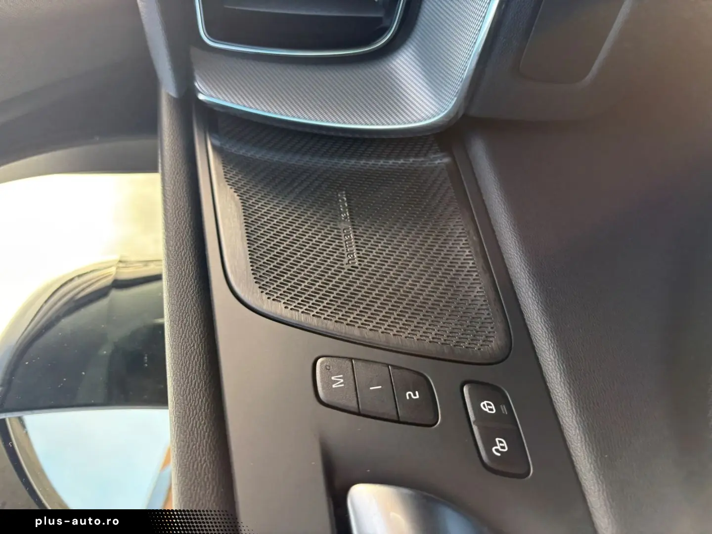 VOLVO XC60 Plus Dark AWD B4 Diesel EU6d StandHZG Leder