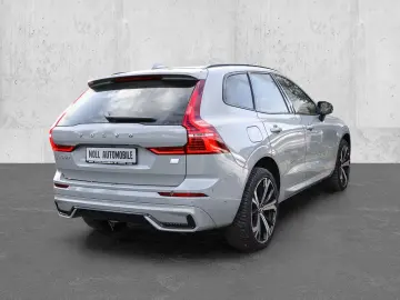 VOLVO XC60 Ultimate Dark Recharge Plug-In Hybrid AWD T