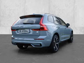 VOLVO XC60 Ultimate Dark Recharge Plug-In Hybrid AWD T