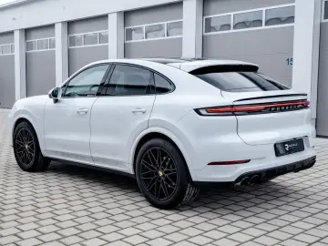 Porsche Cayenne Coupe   MY25   HD-Matrix