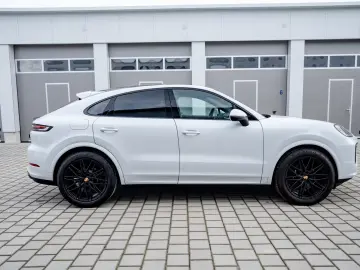 Porsche Cayenne Coupe   MY25   HD-Matrix