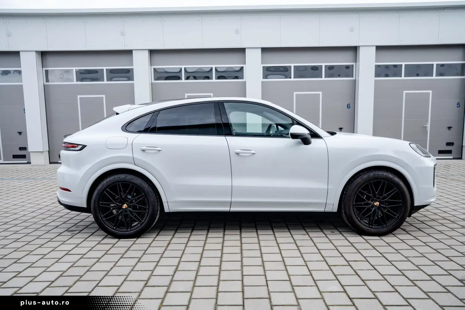 Porsche Cayenne Coupe   MY25   HD-Matrix