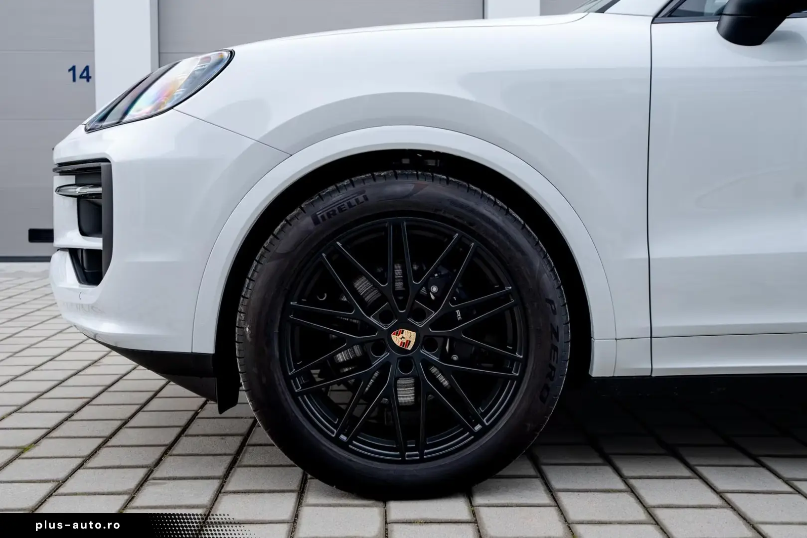 Porsche Cayenne Coupe   MY25   HD-Matrix