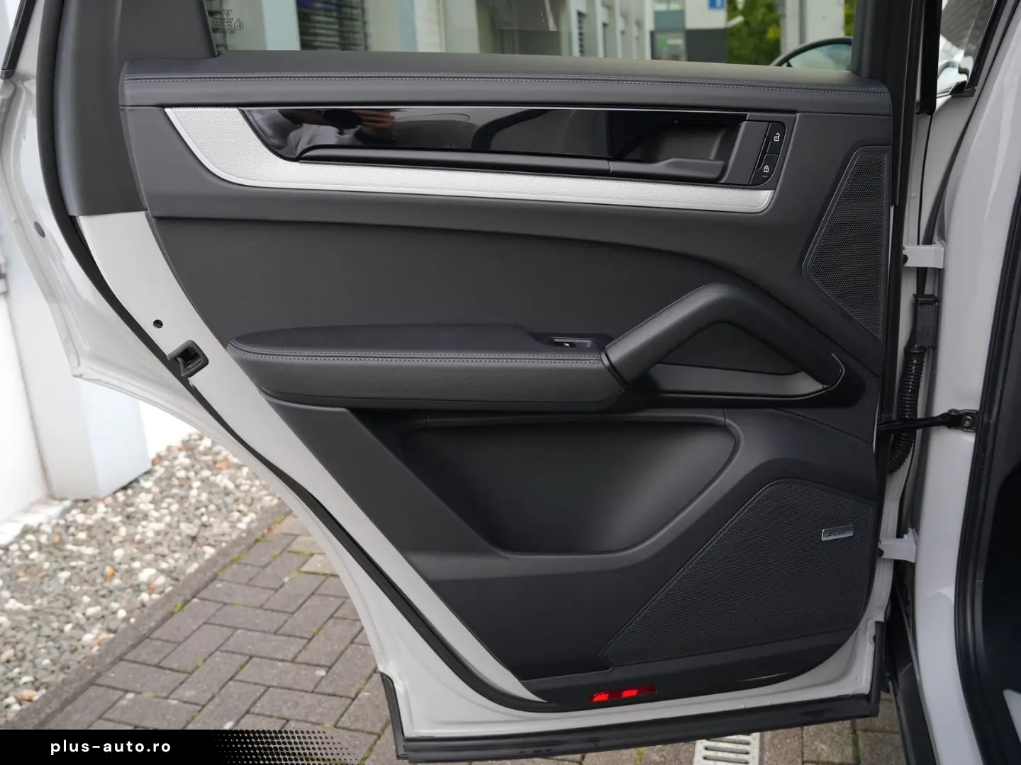 PORSCHE E-Hybrid Coupé INNODRIVE-PANO-SPORTABGAS-22TURBO