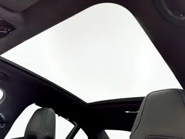 BMW M5 Limousine ACC SitzKlima Panorama KEYLESS