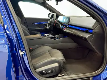 BMW M5 Limousine ACC SitzKlima Panorama KEYLESS