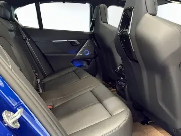 BMW M5 Limousine ACC SitzKlima Panorama KEYLESS