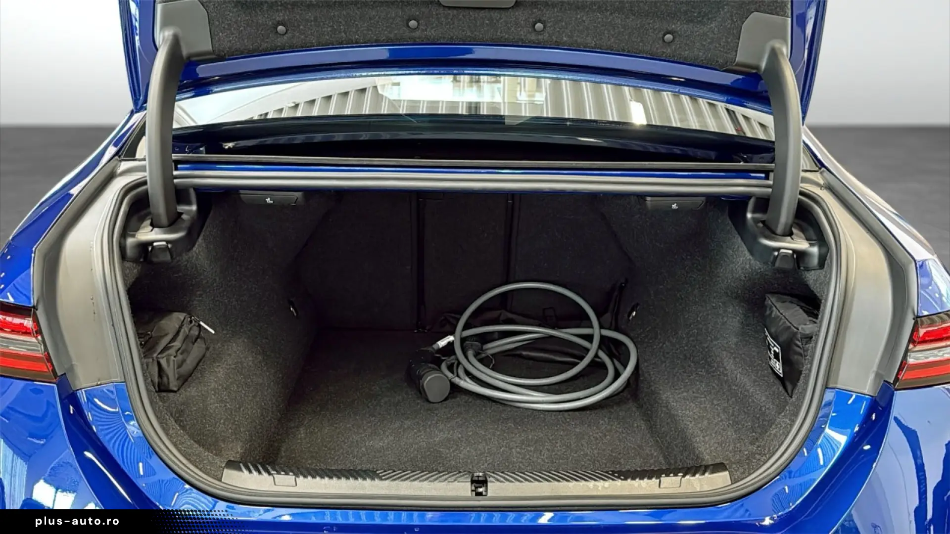 BMW M5 Limousine ACC SitzKlima Panorama KEYLESS