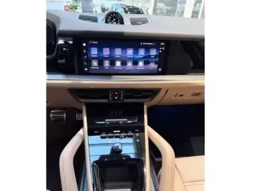 Porsche Cayenne S E-Hybrid Coupe