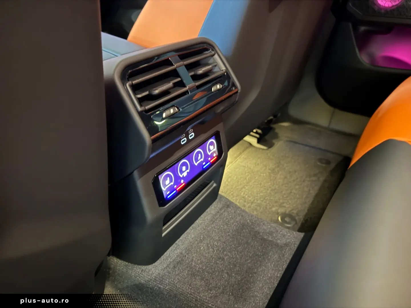 BMW M5 Lim Ultimate Frozen Keramik Merino Orange AHK