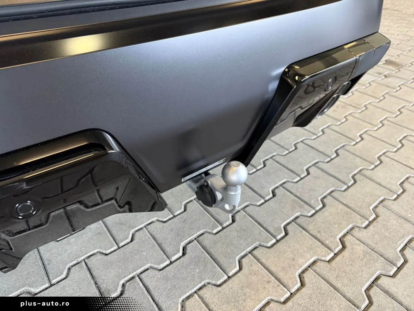 BMW M5 Lim Ultimate Frozen Keramik Merino Orange AHK