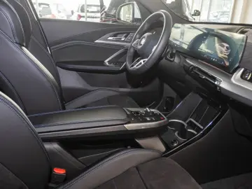 BMW X2 xDrive20dMSport Navi DAB LED RFK LenkradHZG