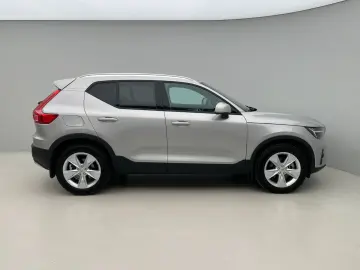 VOLVO XC40 B4 CORE AUT