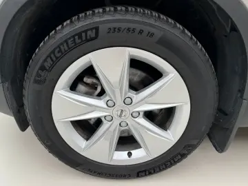 VOLVO XC40 B4 CORE AUT