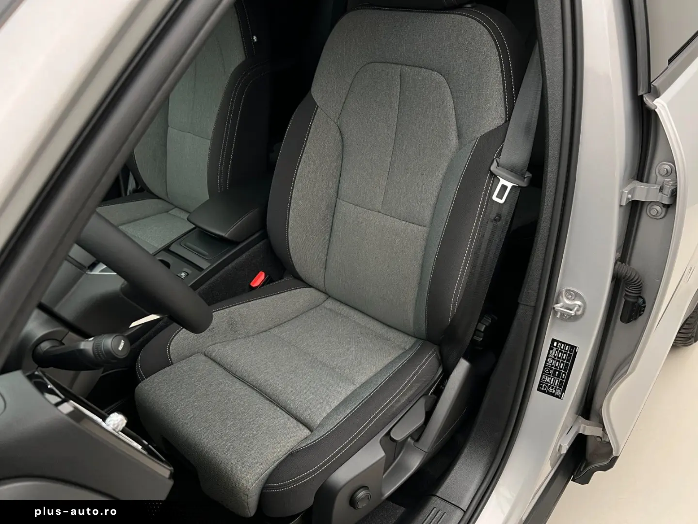 VOLVO XC40 B4 CORE AUT