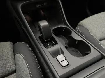 VOLVO XC40 B4 CORE AUT