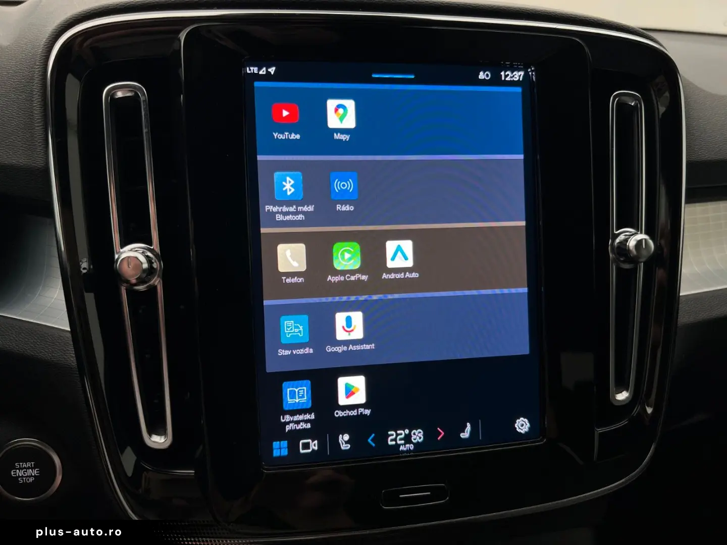 VOLVO XC40 B4 CORE AUT