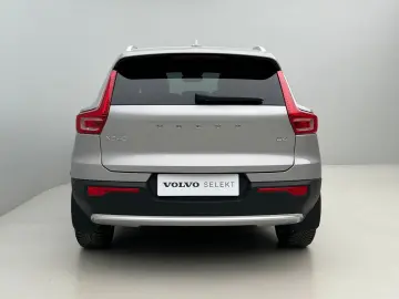 VOLVO XC40 B4 CORE AUT