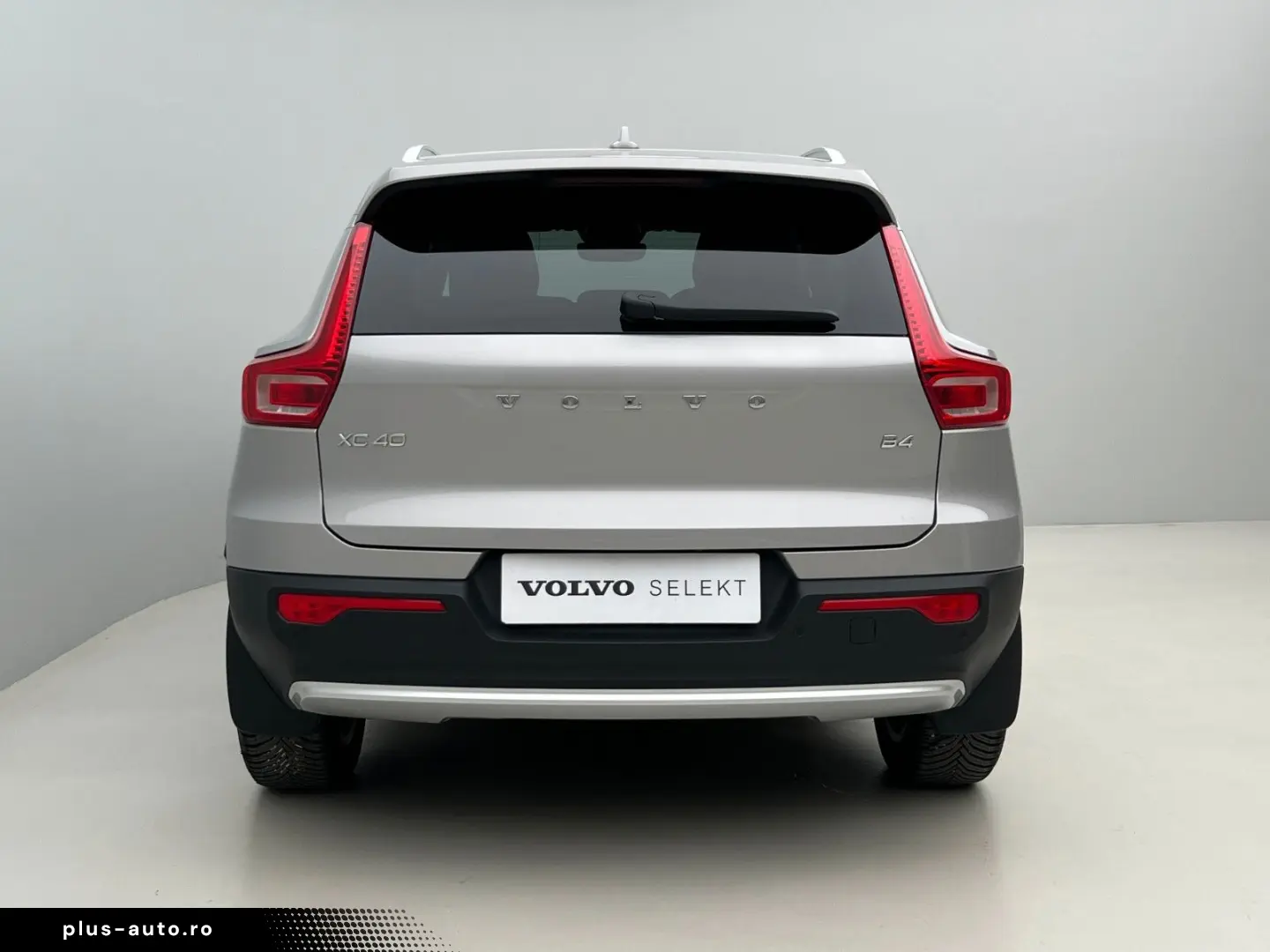 VOLVO XC40 B4 CORE AUT