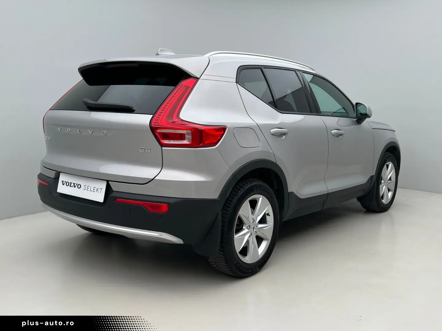 VOLVO XC40 B4 CORE AUT