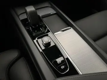 VOLVO V60 CC B5 AWD PLUS BRIGHT AUT