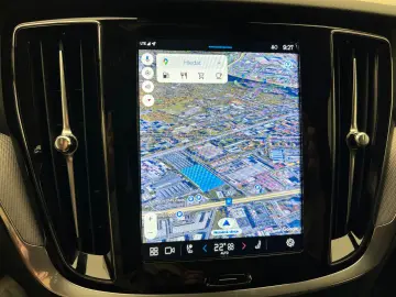 VOLVO V60 CC B5 AWD PLUS BRIGHT AUT