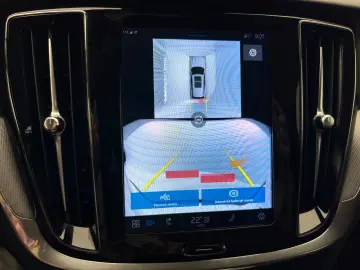 VOLVO V60 CC B5 AWD PLUS BRIGHT AUT