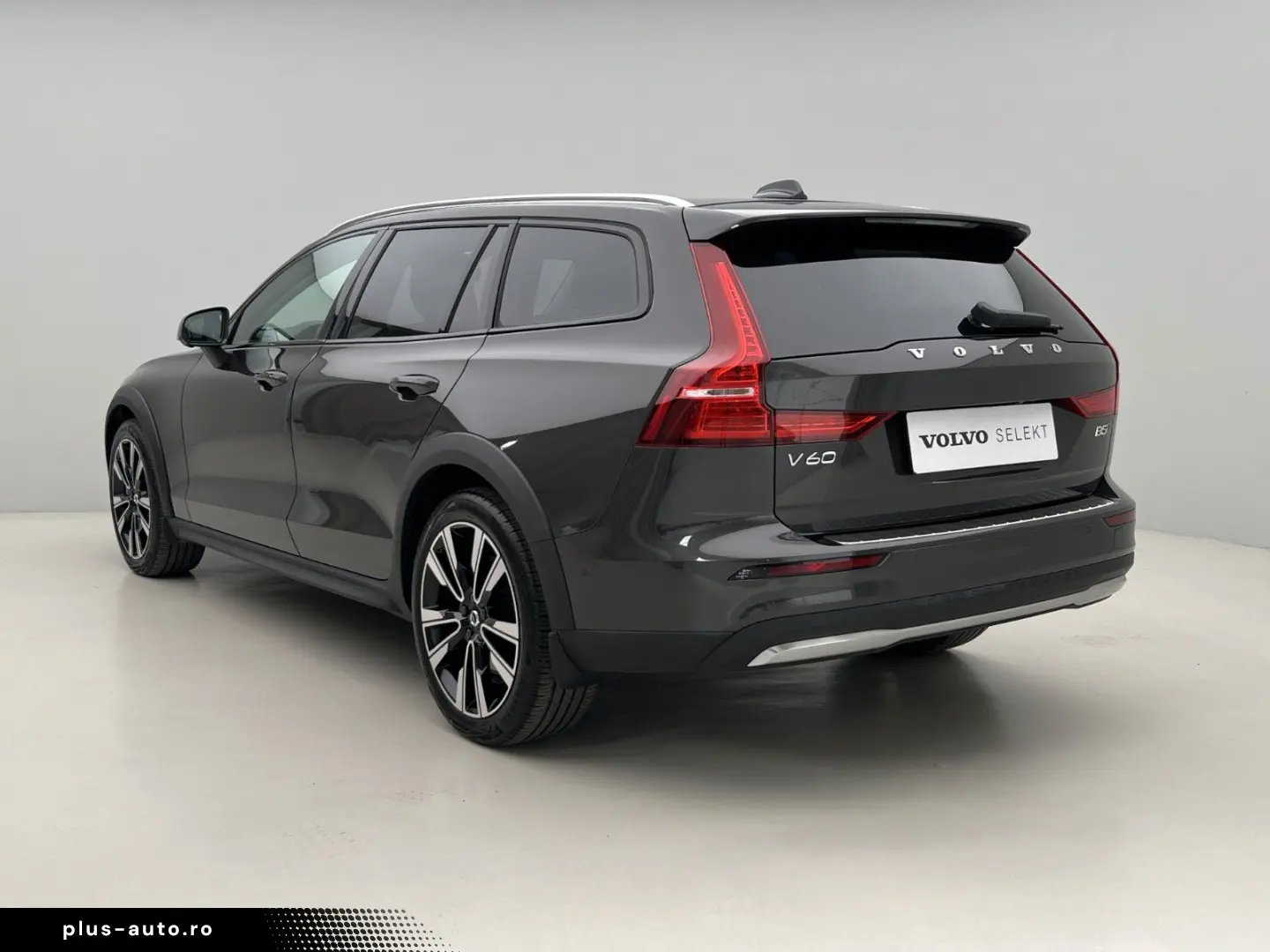 VOLVO V60 CC B5 AWD PLUS BRIGHT AUT