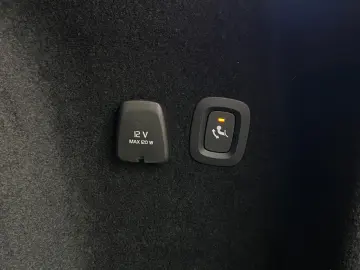 VOLVO V60 CC B5 AWD PLUS BRIGHT AUT