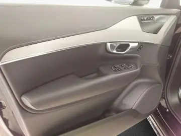 VOLVO XC90 B5 D AWD Plus Bright