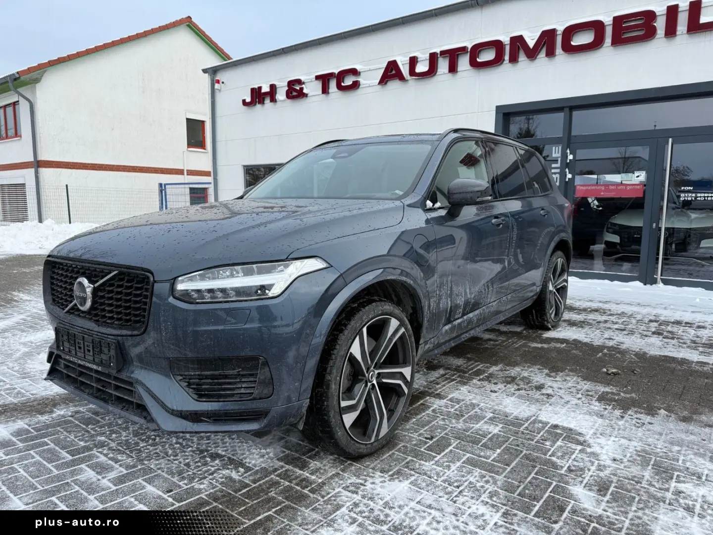 VOLVO XC90 Ultimate Dark Recharge AWD 7Sitze AHK Stand