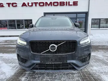 VOLVO XC90 Ultimate Dark Recharge AWD 7Sitze AHK Stand